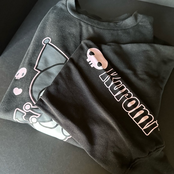 Kuromi black long sleeve sweatshirt size large 🩷 - Picture 5 of 5